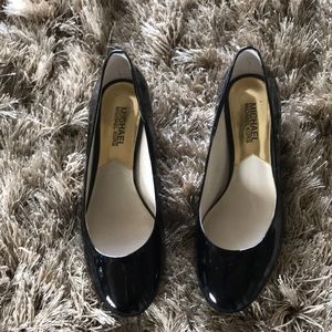 Parent Leather Michael Kors Flats with small heel
